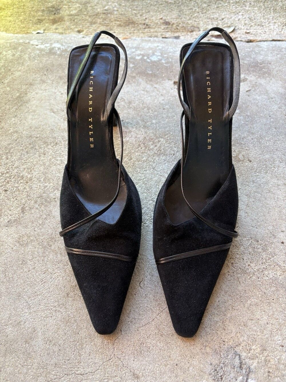 Richard Tyler women Black Velvet Stiletto Heels size 39.5 EU (9.5 US) made Italy